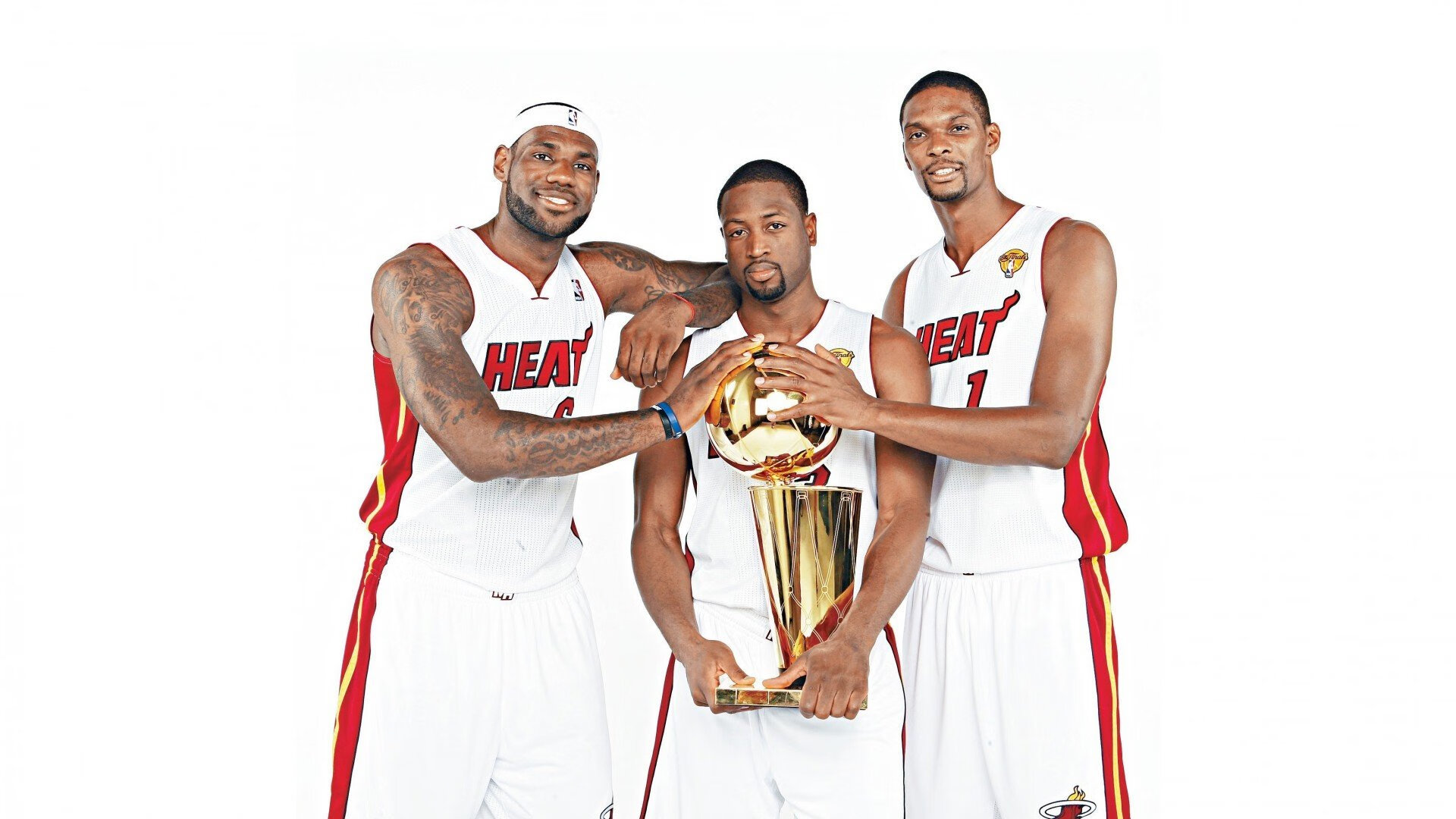 开云·体育官网-粉丝猜测：谁能摘得本季冠冕？，粉丝猜测_谁能摘得本季冠冕呢