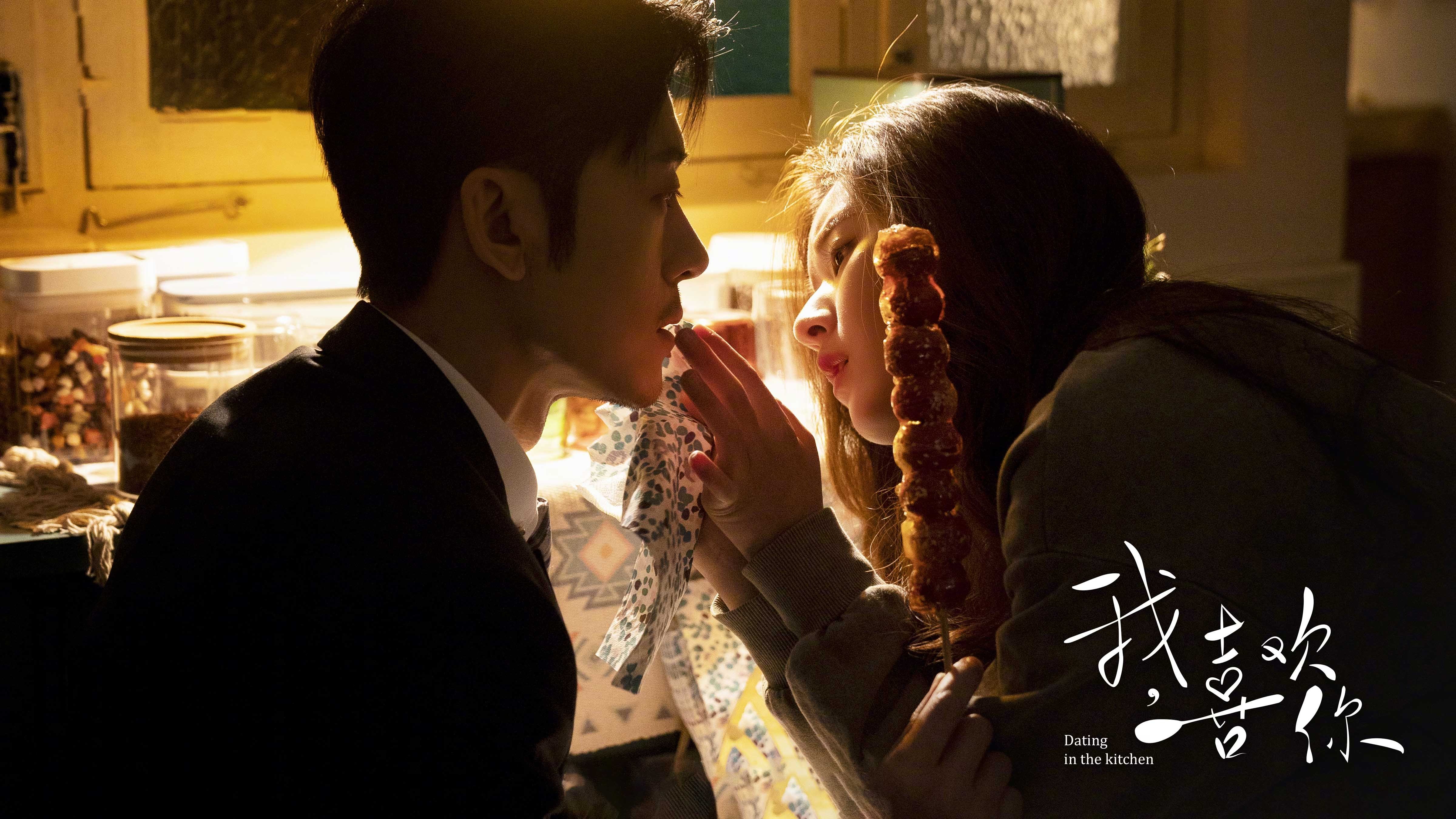 库里复出勇士主场大胜雷霆,库里复出比赛