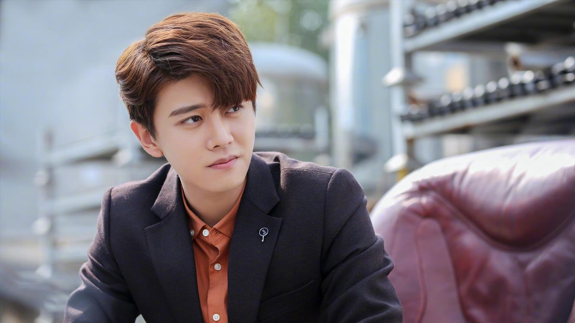 足球娱乐：明星跨界出演电影或综艺带来的流量，明星足球比赛